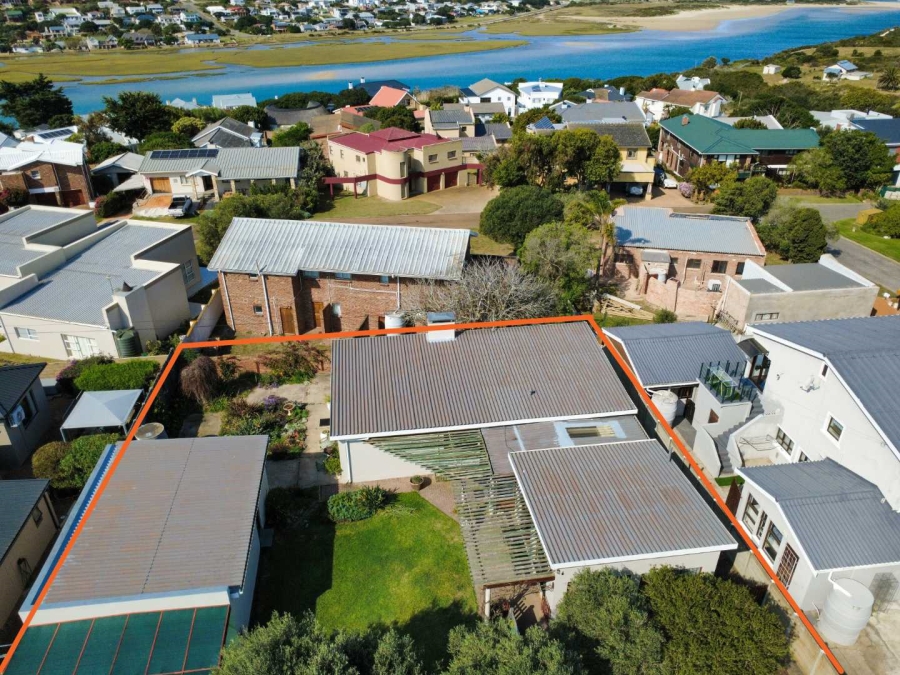 3 Bedroom Property for Sale in Stilbaai Wes Western Cape